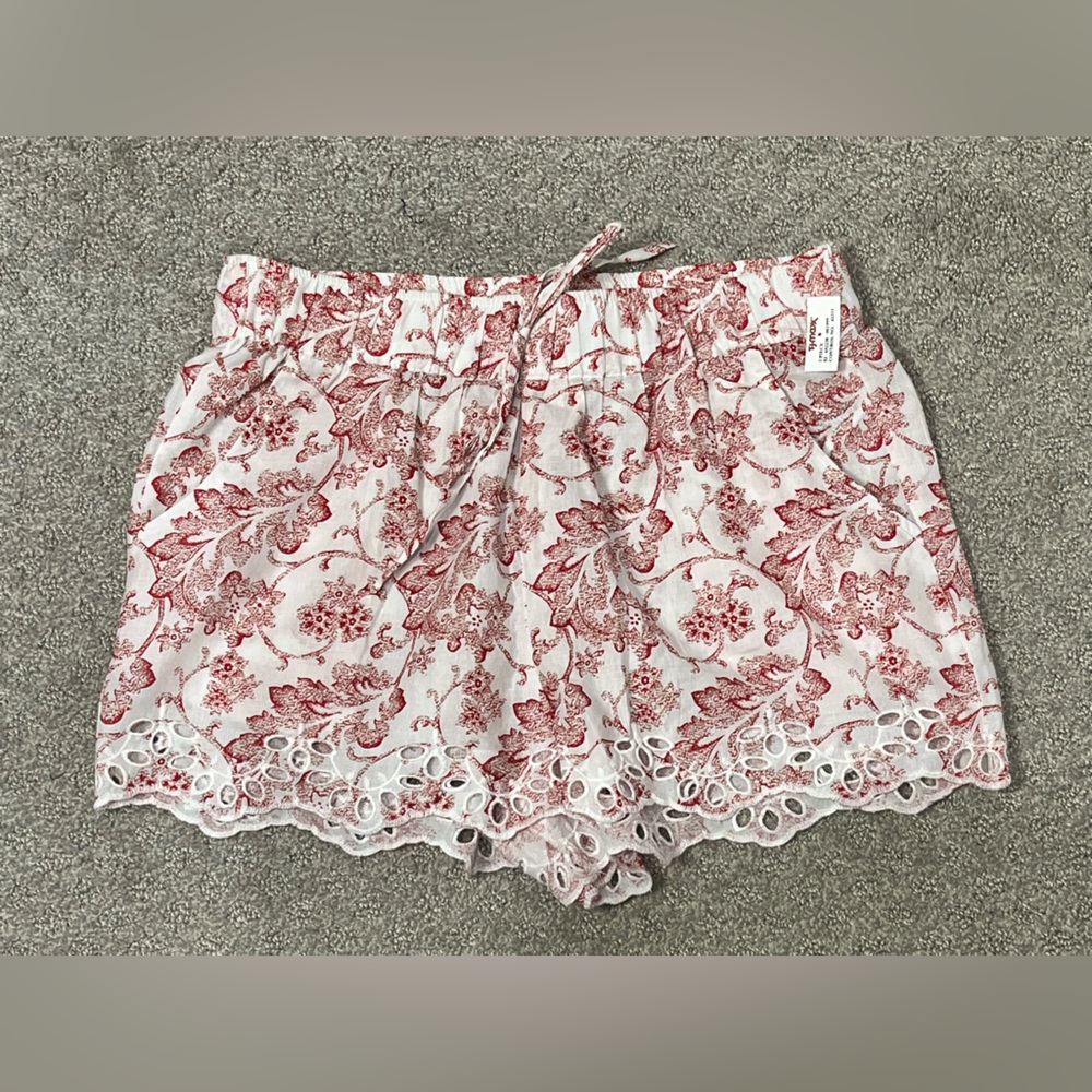 Rachel Ashwell Shabby Chic Cottagecore Red & White Eyelet Trim Shorts Casual M